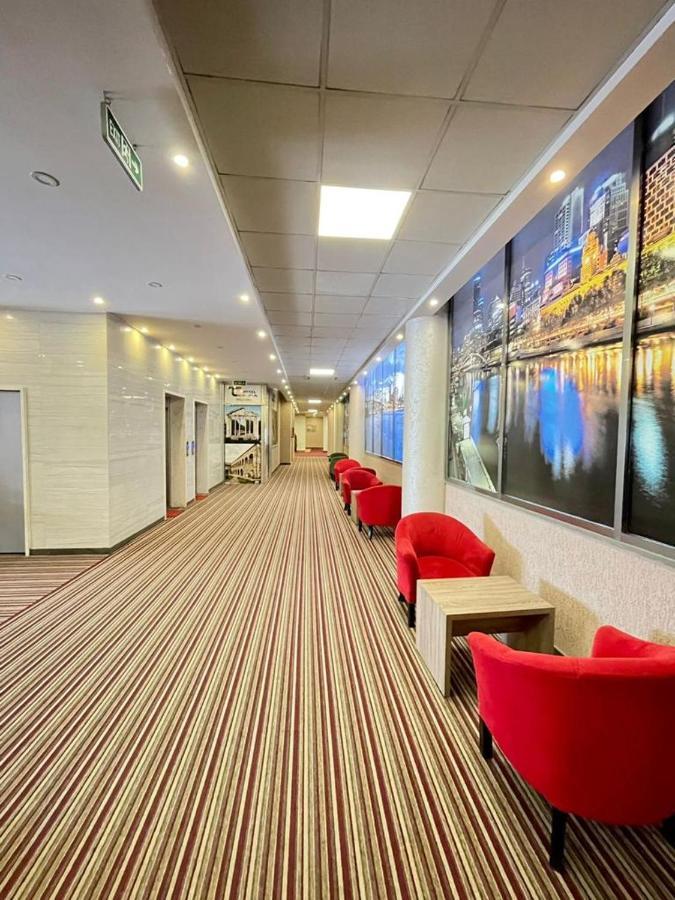 Hotel Terminal تيرانا المظهر الخارجي الصورة
